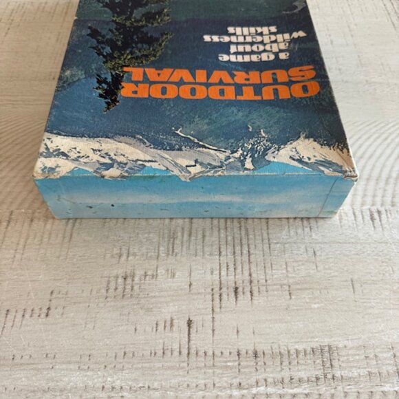 Vintage 1972 Avalon Hill Outdoor Survival Bookshelf Edition (unpunched) - Picture 8 of 10